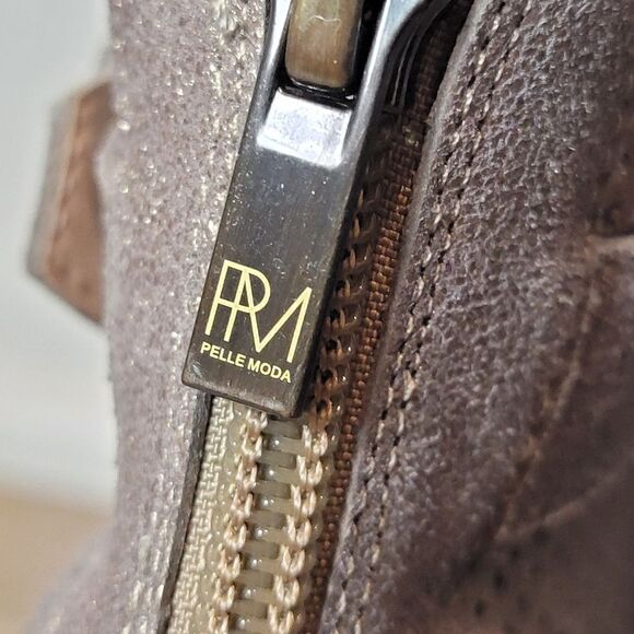 Pelle Moda Kori Perforated Wedge Heel Open Toe Brushed Metallic Bootie Size 7.5 - Picture 6 of 9